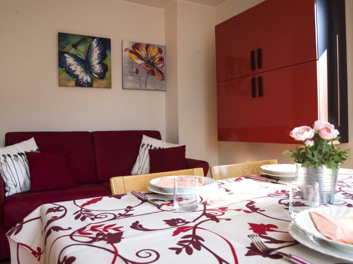 Casa Marina - Appartamento Nel Residence Di Nesso Eksteriør billede
