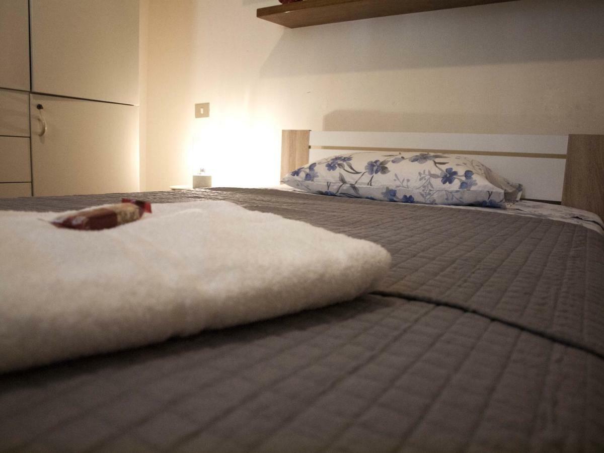 Casa Marina - Appartamento Nel Residence Di Nesso Eksteriør billede