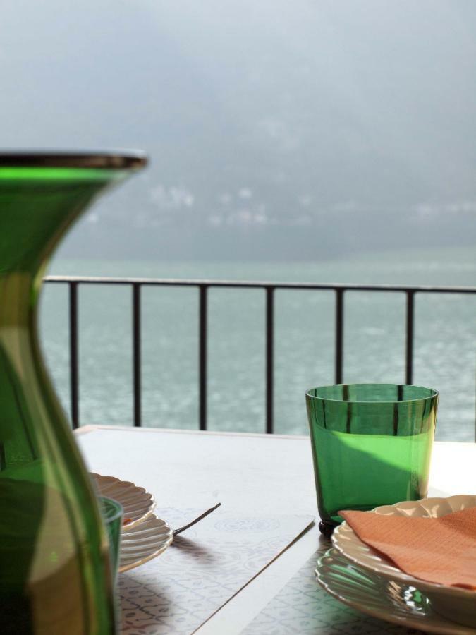 Casa Marina - Appartamento Nel Residence Di Nesso Eksteriør billede